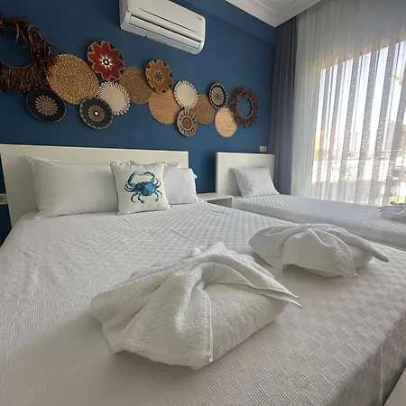 Mavi Yengec Butik * Çeşme