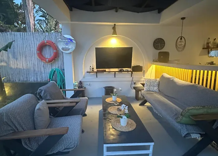 Mavi Yengec Butik 3* Çeşme