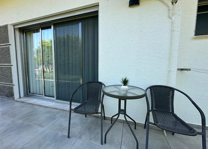 Mavi Yengec Butik 3* Çeşme