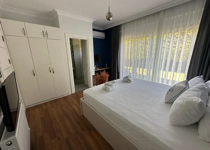 Mavi Yengec Butik 住宿加早餐酒店 Çeşme